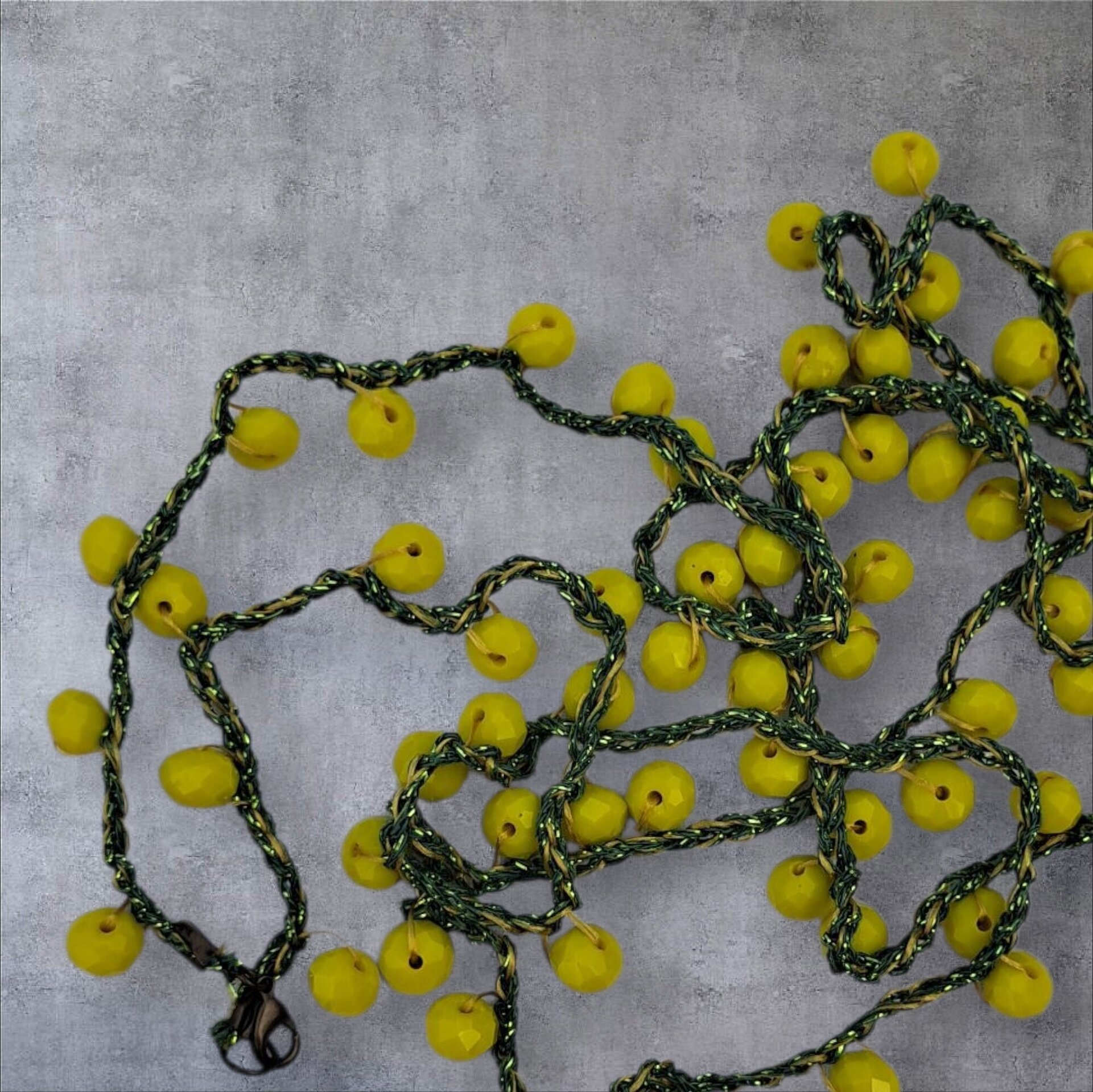 Collar amarillo opaco/verde - 1