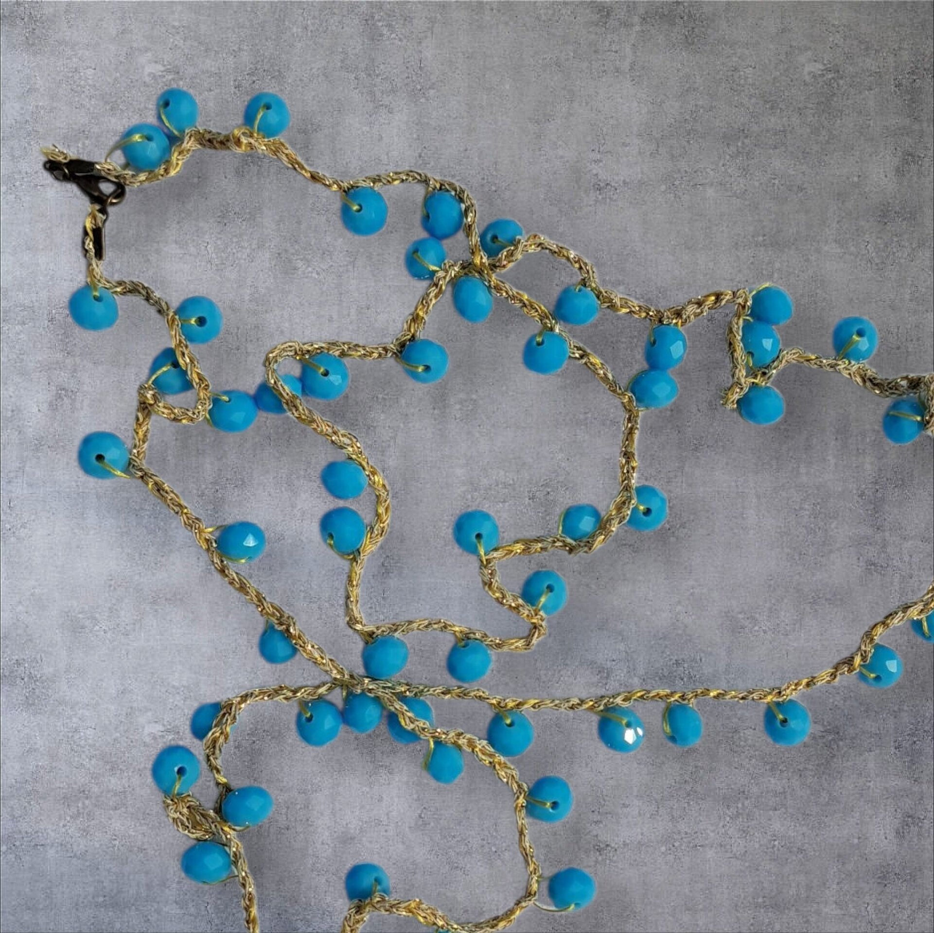 Collar turquesa/dorado - 1